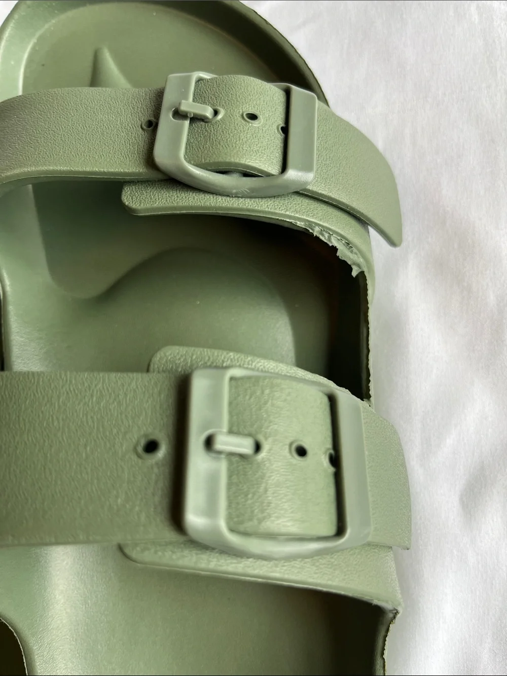 Men’s Olive Green Buckle Sandals NWOT